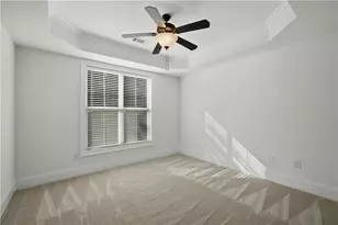 865 Perennial Dr, Atlanta, GA 30328 - Photo 15