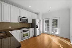 865 Perennial Dr, Atlanta, GA 30328 - Photo 11