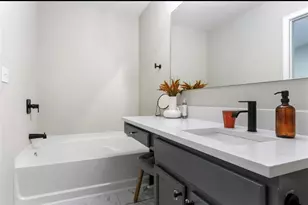 1870 Devon Dr, Atlanta, GA 30311 - Photo 11