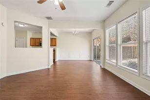 215 Cool Weather Dr, Lawrenceville, GA 30045 - Photo 5