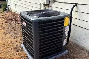 209 Tennis Ct Ln NW, Kennesaw, GA 30144 - Photo 9