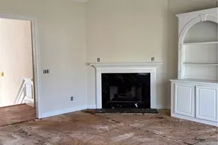 209 Tennis Ct Ln NW, Kennesaw, GA 30144 - Photo 5