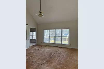 209 Tennis Court Lane NW, Kennesaw, GA 30144 - Photo 3