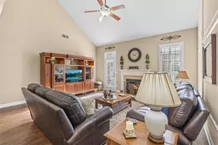 812 Cambron Cmns Trce, Suwanee, GA 30024 - Photo 5
