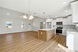 223 Jon Ct, Chatsworth, GA 30705 - Photo 3