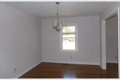 1700 Pine Circle, Lawrenceville, GA 30044 - Photo 7