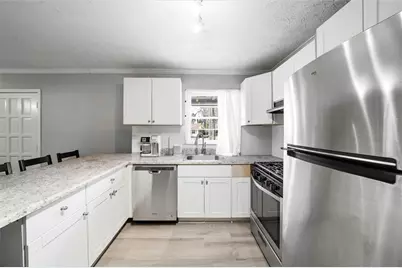 2899 Hall Drive SE, Smyrna, GA 30082 - Photo 5