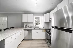 2899 Hall Dr SE, Smyrna, GA 30082 - Photo 5