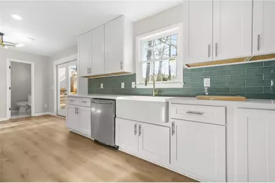 4945 Penscot Way, Stone Mountain, GA 30088 - Photo 11