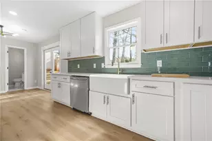 4945 Penscot Way, Stone Mountain, GA 30088 - Photo 11