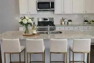 370 Lanier Cir, Woodstock, GA 30189 - Photo 3