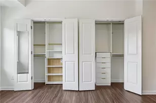 565 Broadview Pl NE, Atlanta, GA 30324 - Photo 15