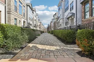 565 Broadview Pl NE, Atlanta, GA 30324 - Photo 25