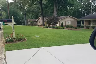 2659 Sterling Acres Dr, Tucker, GA 30084 - Photo 3