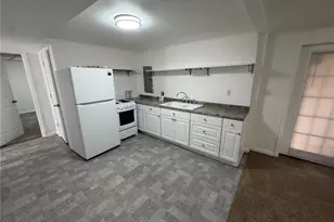 956 Slash Pine Rd, Forest Park, GA 30297 - Photo 3