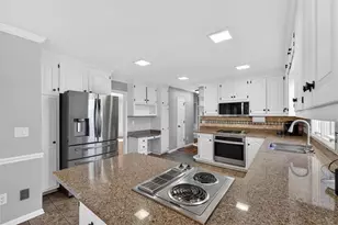 1111 Honeysuckle Dr, Canton, GA 30114 - Photo 7