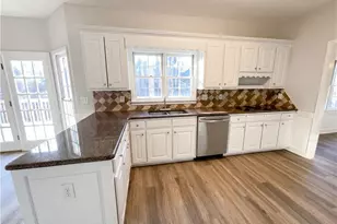 1252 Rivermark Ct, Lawrenceville, GA 30043 - Photo 13