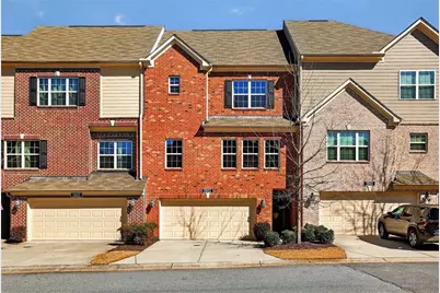 1902 Glen Ivy #19, Marietta, GA 30062 - Photo 1