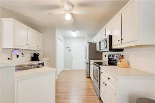 2585 Freemans Walk Dr, Dacula, GA 30019 - Photo 9