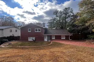 4016 Elmscourt Dr, Stone Mountain, GA 30083 - Photo 11