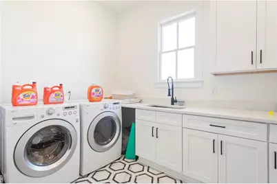 5683 Brendlynn Drive, Suwanee, GA 30024 - Photo 17