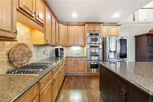 585 Tilbury Dr, Suwanee, GA 30024 - Photo 17