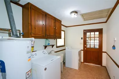 5690 Shadow Rock Drive, Lithonia, GA 30058 - Photo 9