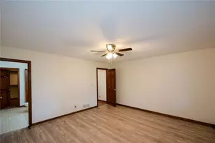 5690 Shadow Rock Dr, Lithonia, GA 30058 - Photo 13