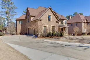 704 Old Cumming Rd, Sugar Hill, GA 30518 - Photo 3