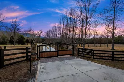 456 E Valley Road E, Rydal, GA 30171 - Photo 43