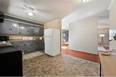 3911 Fraser Circle, Gainesville, GA 30506 - Photo 13