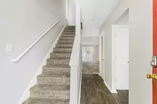 5910 Hampton Ct, Atlanta, GA 30349 - Photo 5