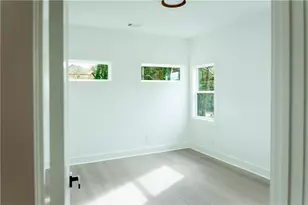 1173 Veltre Cir SW, Atlanta, GA 30311 - Photo 71