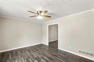 3800 Leisure Ln, Atlanta, GA 30349 - Photo 7