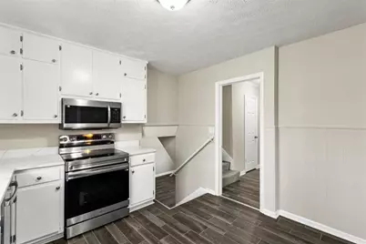 3800 Leisure Lane, Atlanta, GA 30349 - Photo 5