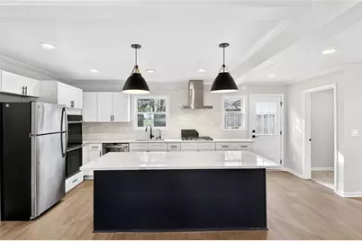 1056 Indian Hills Parkway NE, Marietta, GA 30068 - Photo 7