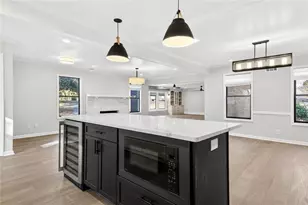 1056 Indian Hills Pkwy NE, Marietta, GA 30068 - Photo 11