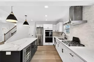 1056 Indian Hills Pkwy NE, Marietta, GA 30068 - Photo 9