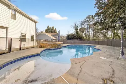 1056 Indian Hills Parkway NE, Marietta, GA 30068 - Photo 21
