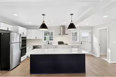 1056 Indian Hills Parkway NE, Marietta, GA 30068 - Photo 9