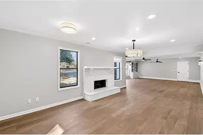 1056 Indian Hills Parkway NE, Marietta, GA 30068 - Photo 15