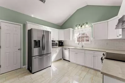 5082 Peach Mountain Circle, Gainesville, GA 30507 - Photo 11