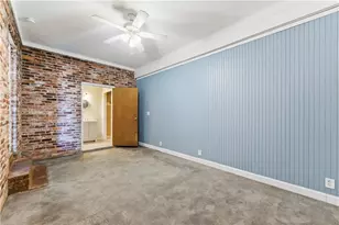 210 N 19th St, Griffin, GA 30223 - Photo 9