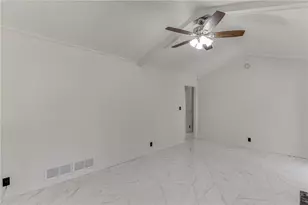 5360 Fieldgreen Dr, Stone Mountain, GA 30088 - Photo 25