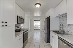 5360 Fieldgreen Dr, Stone Mountain, GA 30088 - Photo 11