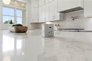 531 S Main St, Alpharetta, GA 30009 - Photo 9