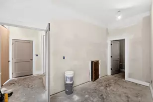 3521 Kingsboro Rd, Atlanta, GA 30326 - Photo 13