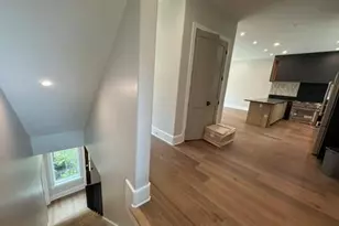 3521 Kingsboro Rd, Atlanta, GA 30326 - Photo 9