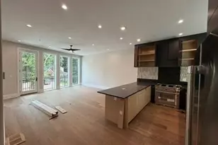 3521 Kingsboro Rd, Atlanta, GA 30326 - Photo 13