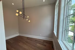3521 Kingsboro Rd, Atlanta, GA 30326 - Photo 15